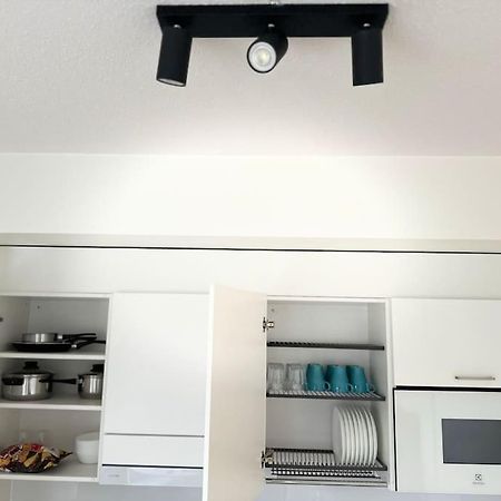 Huoneisto Juna Aseman Vieressae Apartment วานตา ภายนอก รูปภาพ