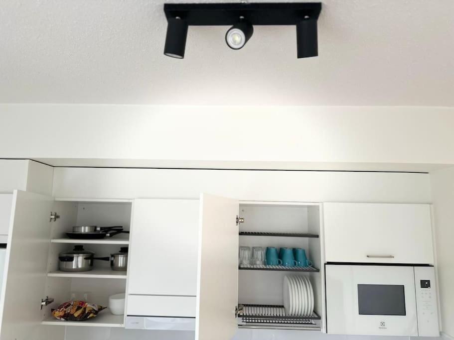 Huoneisto Juna Aseman Vieressae Apartment วานตา ภายนอก รูปภาพ